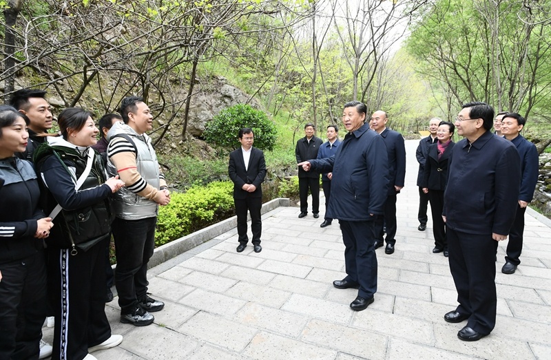 总书记在陕西考察秦岭生态保护情况